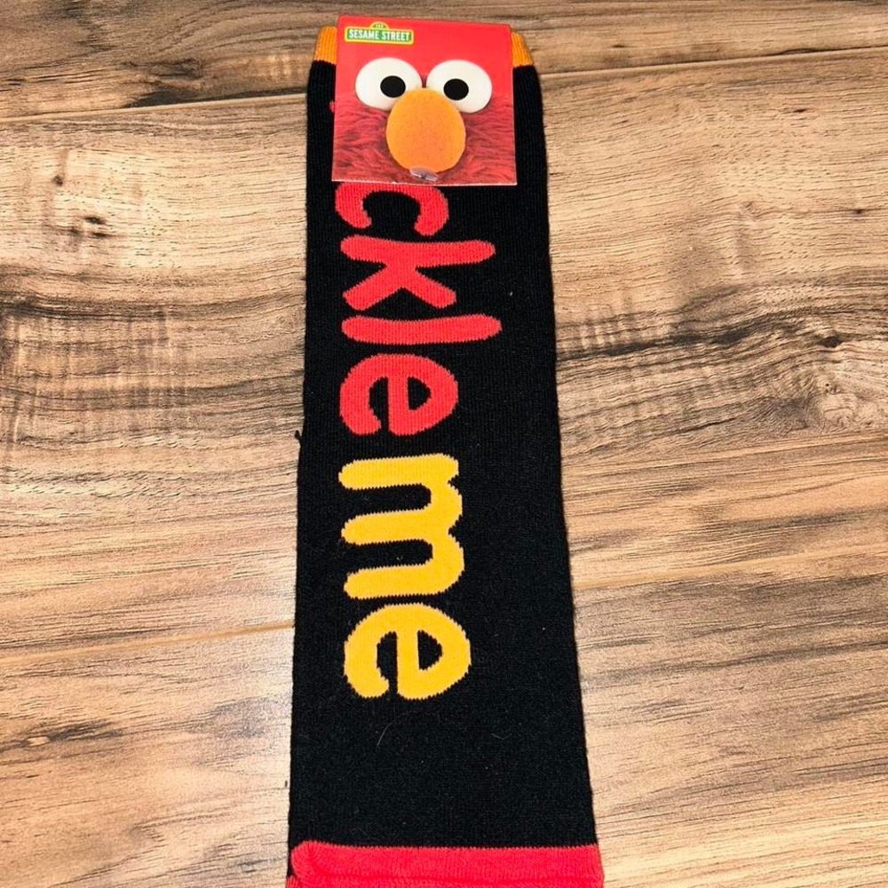 Sesame Street Tickle Me Elmo Cushion Socks, Size 9-11